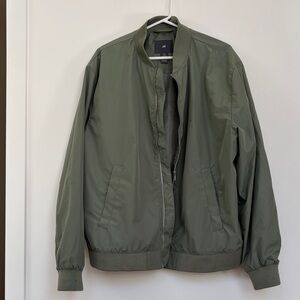 H&M Men’s Olive Bomber Jacket